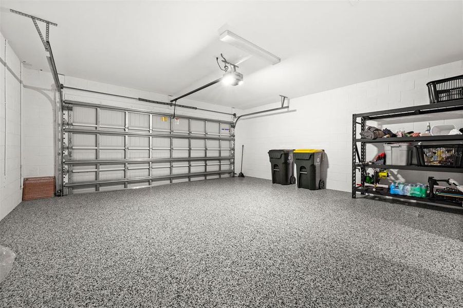 Spacious, unfurnished interior of a new home in , Punta Gorda (Image 34).