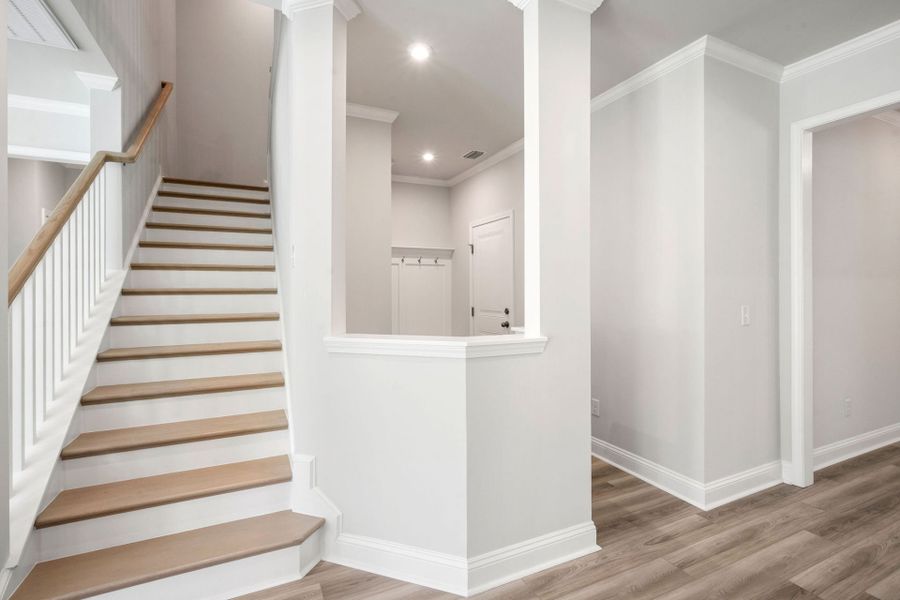 Spacious, unfurnished interior of a new home in Waterways, Richmond Hill (Image 41).
