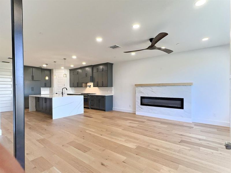 Spacious, unfurnished interior of a new home in , Fort Worth (Image 14). Spacious, unfurnished interior of a new home in , Fort Worth (Image 14).