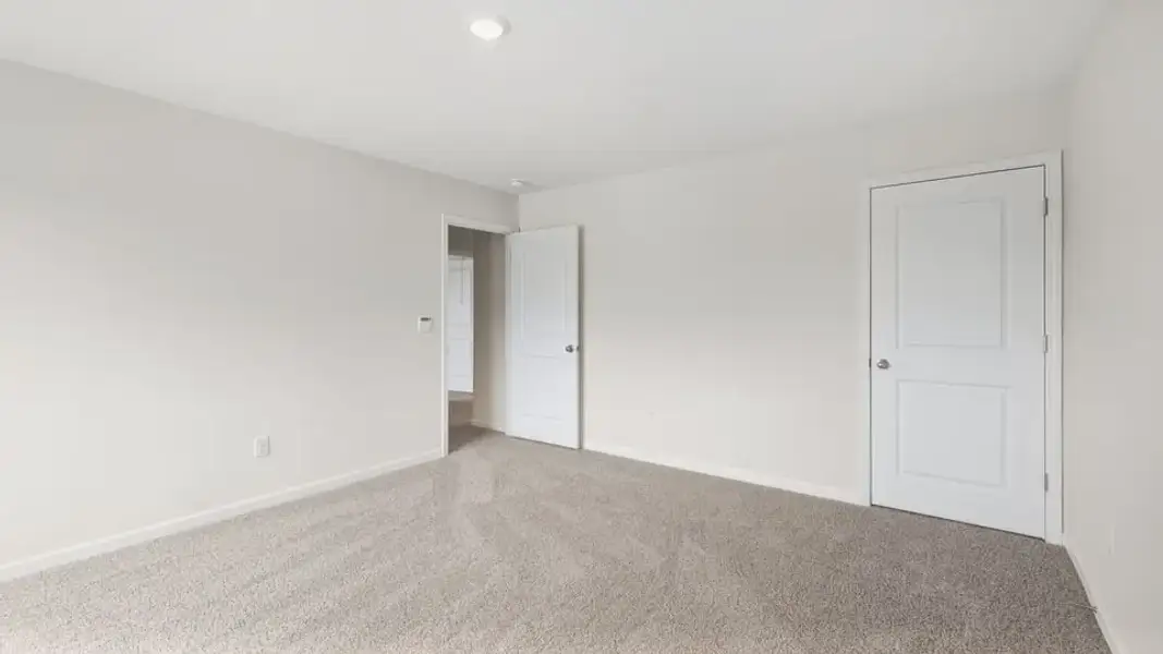 Spacious, unfurnished interior of a new home in Spring Ridge, Anderson (Image 31).