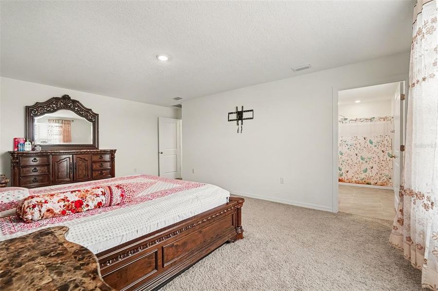 Furnished interior view inside a new home in , Plant City (Image 18). Furnished interior view inside a new home in , Plant City (Image 18).