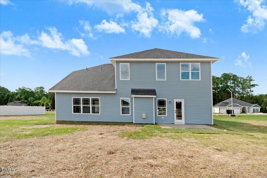 05-102 Oxford Court-5