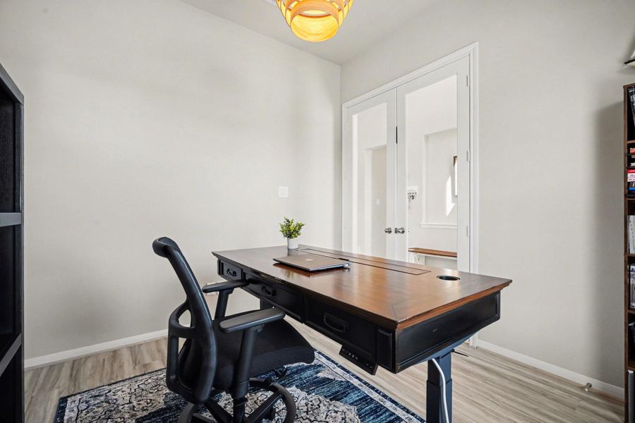 Furnished interior view inside a new home in Coastal Point, League City (Image 39). Furnished interior view inside a new home in Coastal Point, League City (Image 39).