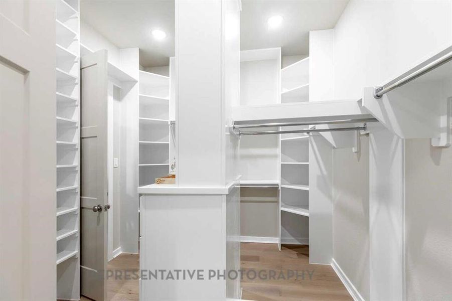 Furnished interior view inside a new home in Star Trail, Prosper (Image 22). Furnished interior view inside a new home in Star Trail, Prosper (Image 22).