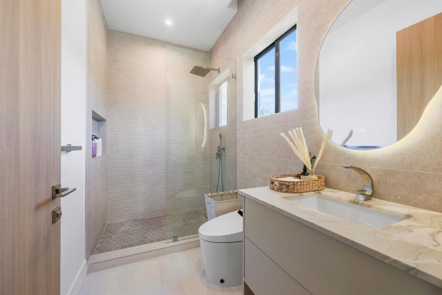 Furnished interior view inside a new home in , Fort Lauderdale (Image 5).