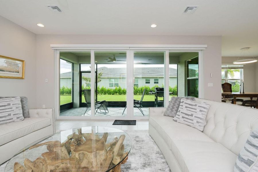 30-web-or-mls-iPixx_01_10