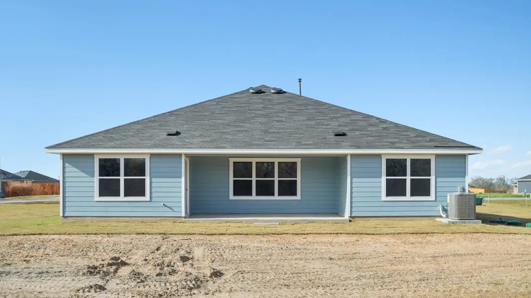 Exterior details and patio area of a home in Railhead, Cedar Creek (Image 4).