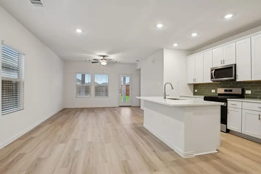 Photo is not of the actual home, but is an inspirational photo of builder’s model home and may depict options, furnishings, and/or decorator features that are not included.