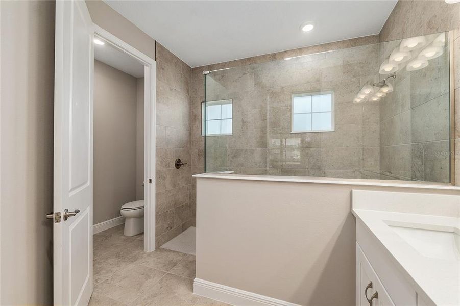 Furnished interior view inside a new home in , Ocala (Image 17).
