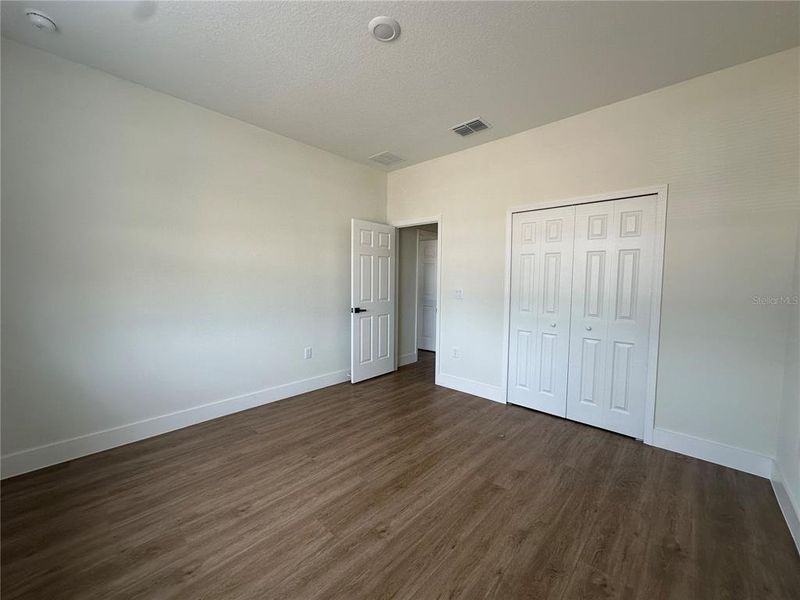 Spacious, unfurnished interior of a new home in , Dunnellon (Image 17).