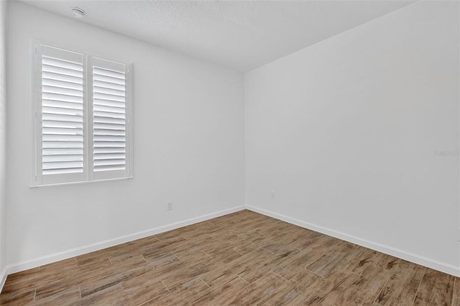 Spacious, unfurnished interior of a new home in , Mount Dora (Image 29).
