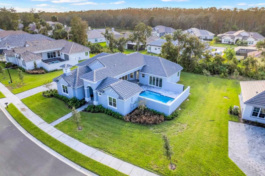 Image 25 of a home in Toscana.