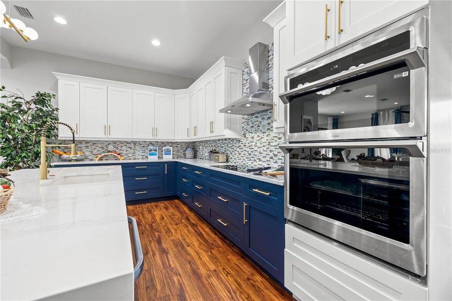 Furnished interior view inside a new home in , Gulfport (Image 49).