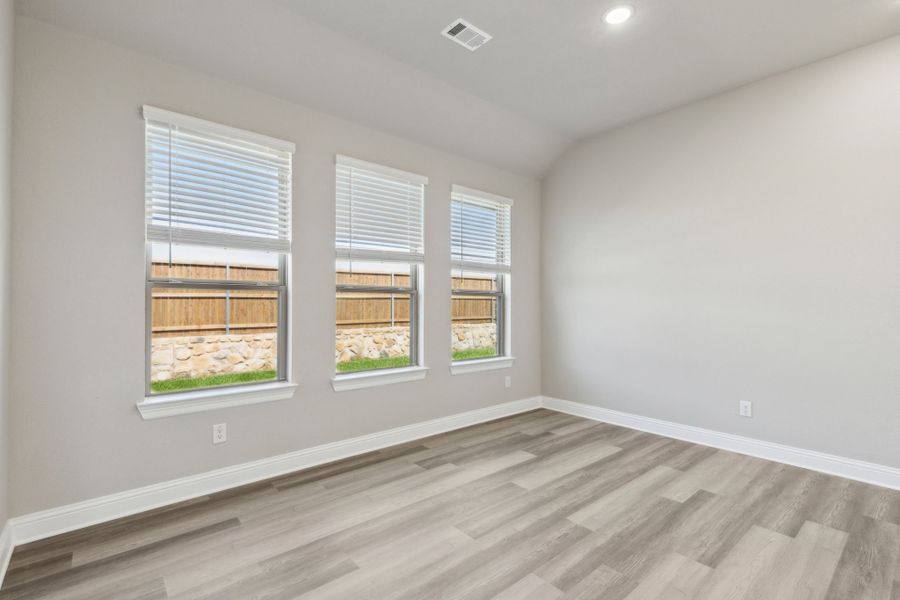 Spacious, unfurnished interior of a new home in Lakeview Heights, Azle (Image 28). Spacious, unfurnished interior of a new home in Lakeview Heights, Azle (Image 28).