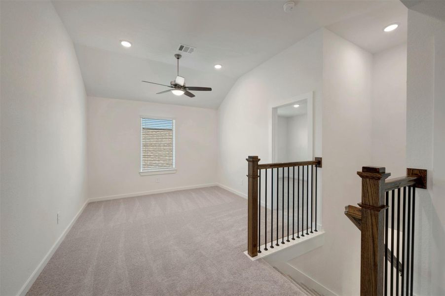 Spacious, unfurnished interior of a new home in Wildrye, Waller (Image 24).