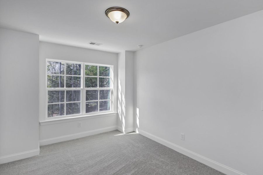 Spacious, unfurnished interior of a new home in Lake Carolina Townhomes, Columbia (Image 37).