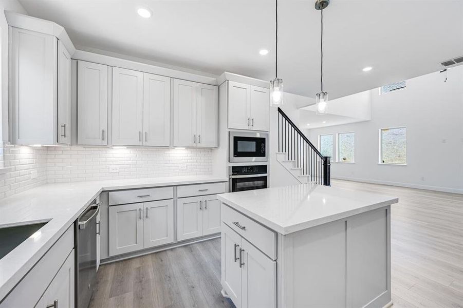Furnished interior view inside a new home in Stoneridge, Melissa (Image 5). Furnished interior view inside a new home in Stoneridge, Melissa (Image 5).