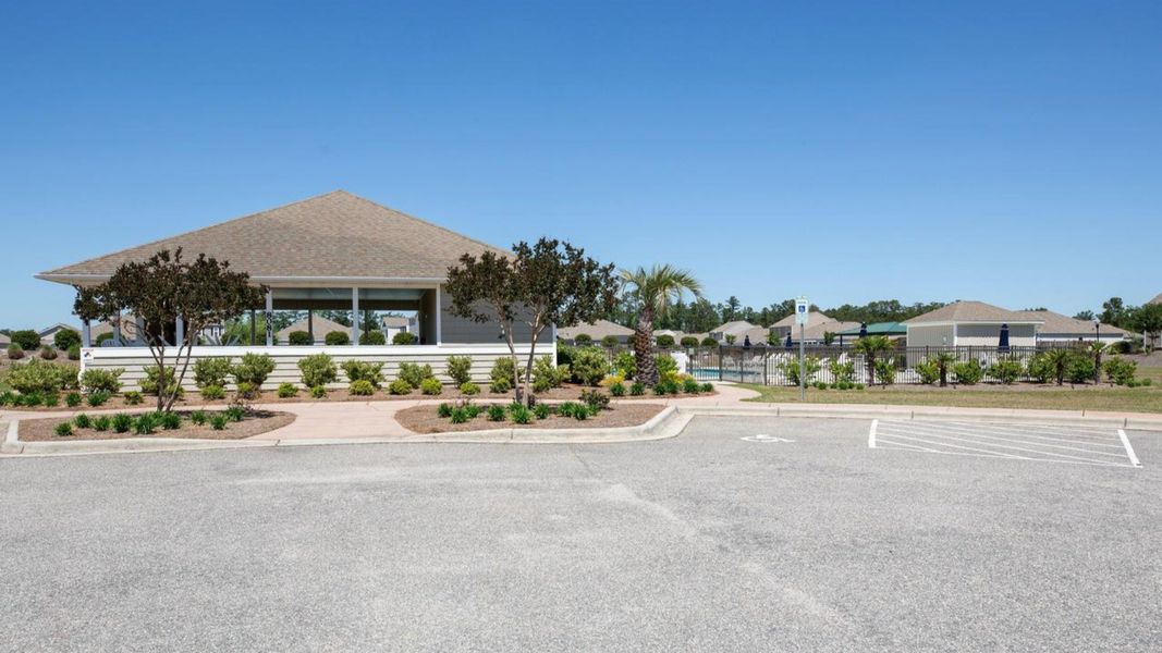 Community amenities in Townes at Seabrooke, Leland (Image 34).