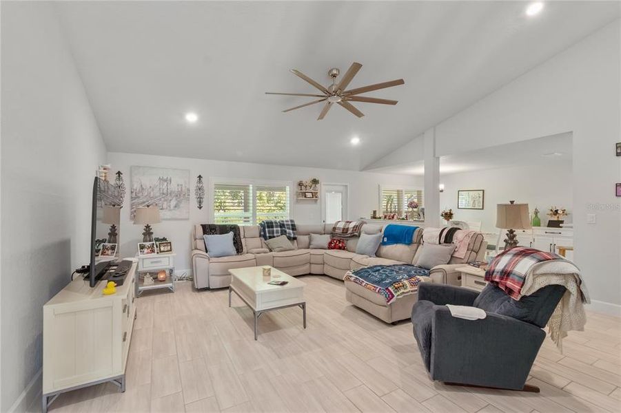 Furnished interior view inside a new home in , Dunnellon (Image 32).