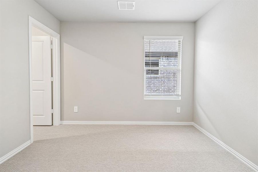 Spacious, unfurnished interior of a new home in Eastridge - Signature Series, Princeton (Image 29). Spacious, unfurnished interior of a new home in Eastridge - Signature Series, Princeton (Image 29).