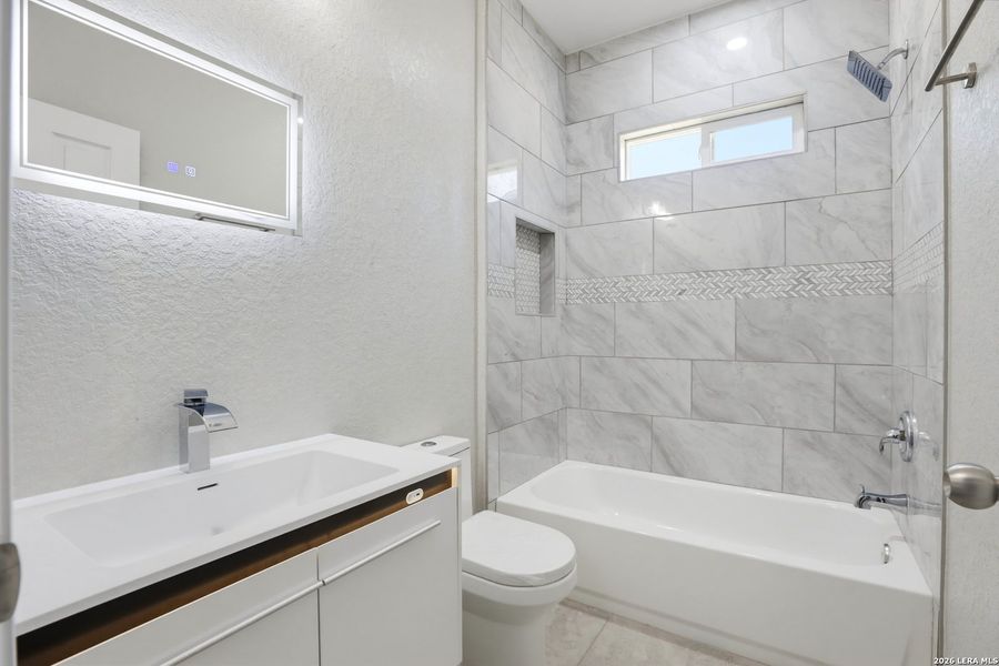 Furnished interior view inside a new home in , Spring Branch (Image 7).