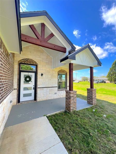 Exterior details and patio area of a home in , Trinidad (Image 23).
