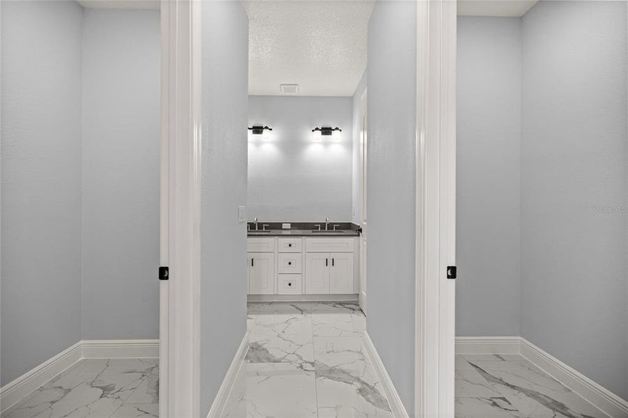 Image 22 of a home in .