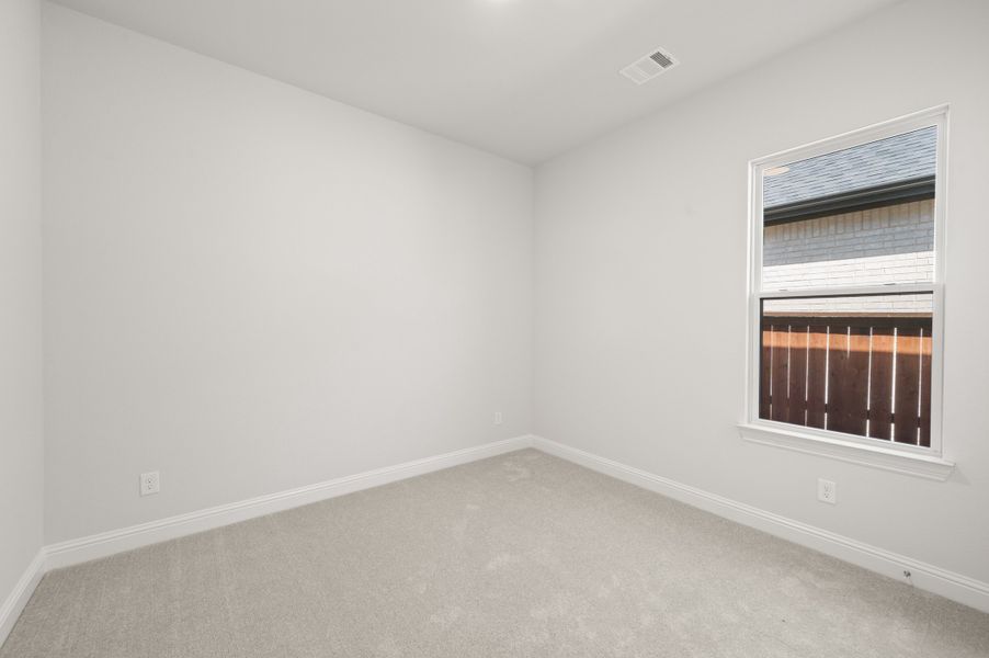 Spacious, unfurnished interior of a new home in Bridgewater, Midlothian (Image 35).