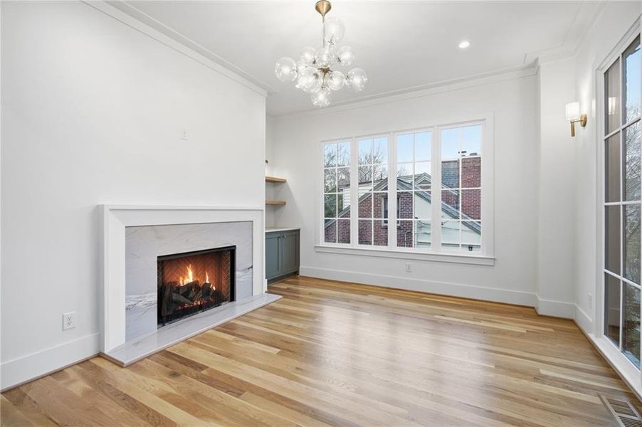 Spacious, unfurnished interior of a new home in , Atlanta (Image 37).