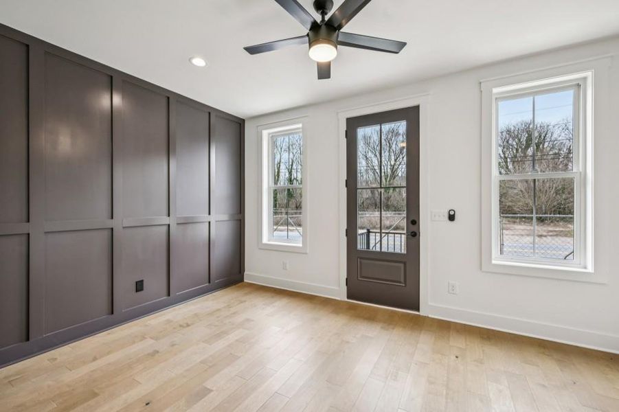 Spacious, unfurnished interior of a new home in , Atlanta (Image 23).