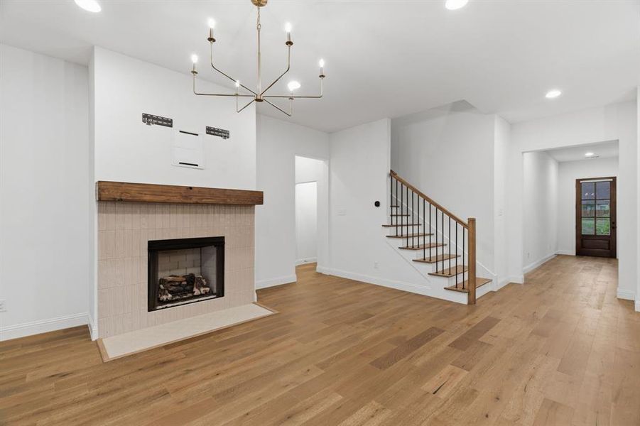 Spacious, unfurnished interior of a new home in , Aledo (Image 35).