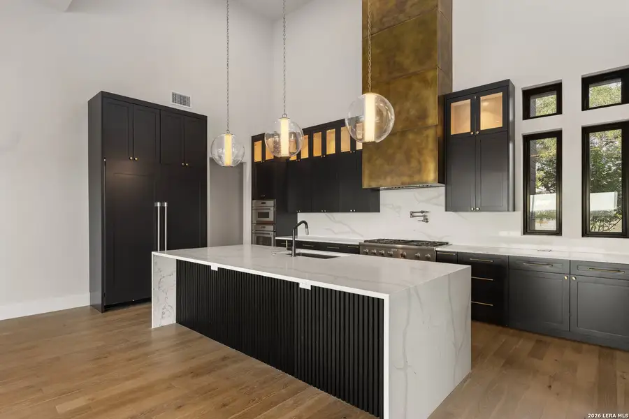 Furnished interior view inside a new home in , Canyon Lake (Image 18).