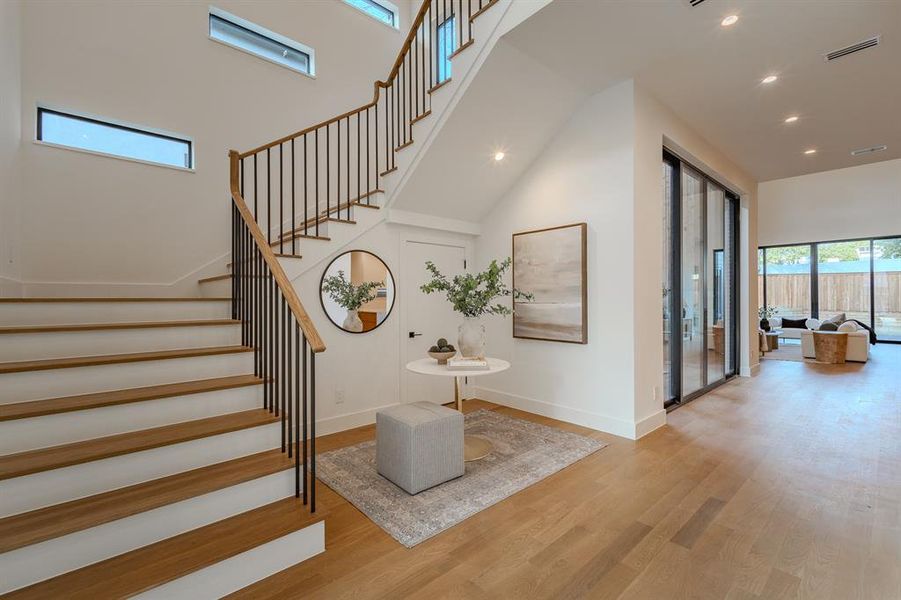 Furnished interior view inside a new home in , Dallas (Image 21).