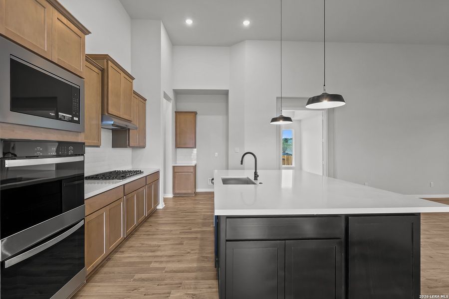 Furnished interior view inside a new home in Homestead, Schertz (Image 15).