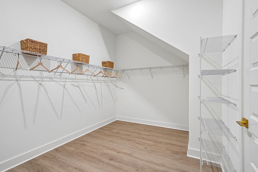 Spacious, unfurnished interior of a new home in Northlake at Ovation, Winter Garden (Image 22).
