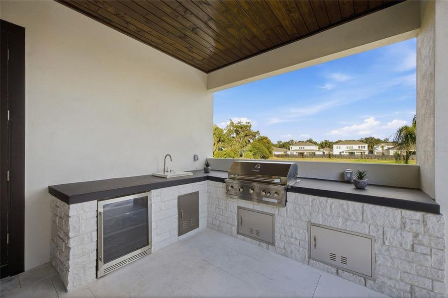 Exterior details and patio area of a home in , Plant City (Image 37).