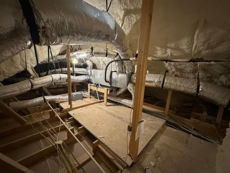 Image 23 of a home in Oak Valley.