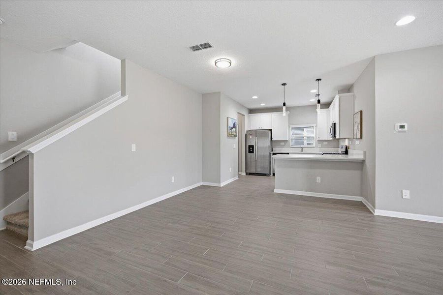 Spacious, unfurnished interior of a new home in Cordova Palms, St. Augustine (Image 18).