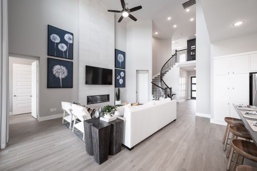 Representative furnished interior of a home built from the Verdin by Tri Pointe Homes in Pecan Ridge, Fulshear (Image 44).