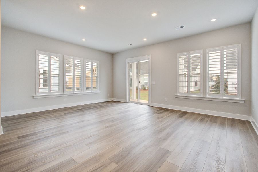 Spacious, unfurnished interior of a new home in Carnes Crossroads, Summerville (Image 14). Spacious, unfurnished interior of a new home in Carnes Crossroads, Summerville (Image 14).