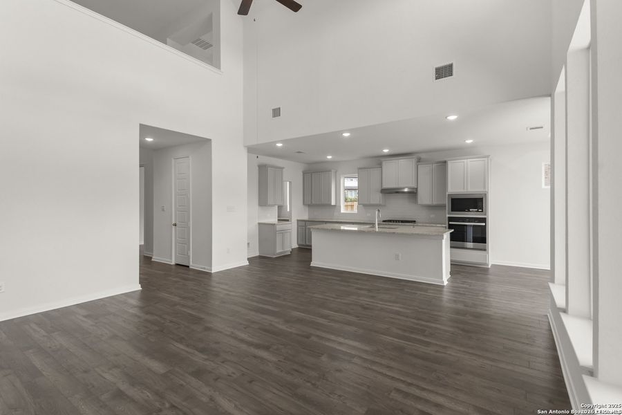 Spacious, unfurnished interior of a new home in Homestead, Schertz (Image 26). Spacious, unfurnished interior of a new home in Homestead, Schertz (Image 26).
