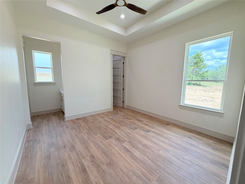 Spacious, unfurnished interior of a new home in , Washington (Image 33).