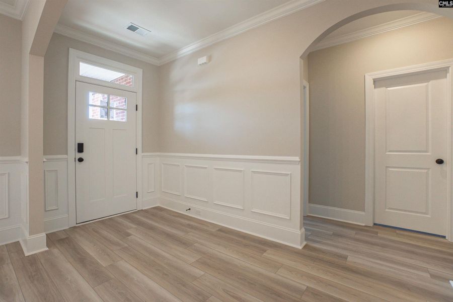 Spacious, unfurnished interior of a new home in The Cove, Sumter (Image 16). Spacious, unfurnished interior of a new home in The Cove, Sumter (Image 16).