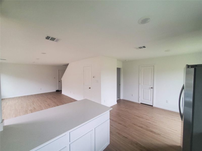 Spacious, unfurnished interior of a new home in Windrose Green, Angleton (Image 9).