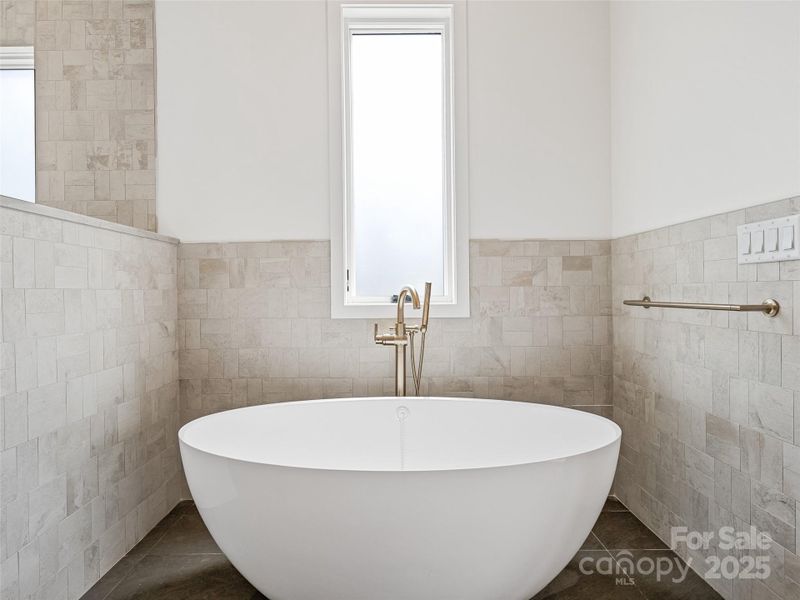Furnished interior view inside a new home in , Asheville (Image 7).