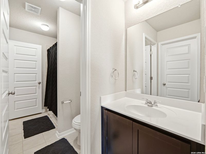 Furnished interior view inside a new home in Ventana, Bulverde (Image 33).