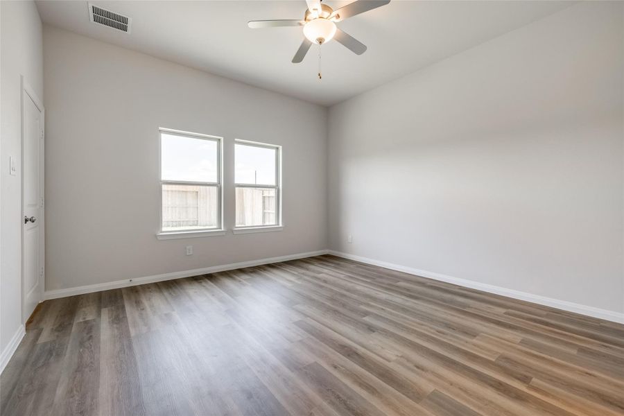 Spacious, unfurnished interior of a new home in , Waller (Image 39). Spacious, unfurnished interior of a new home in , Waller (Image 39).