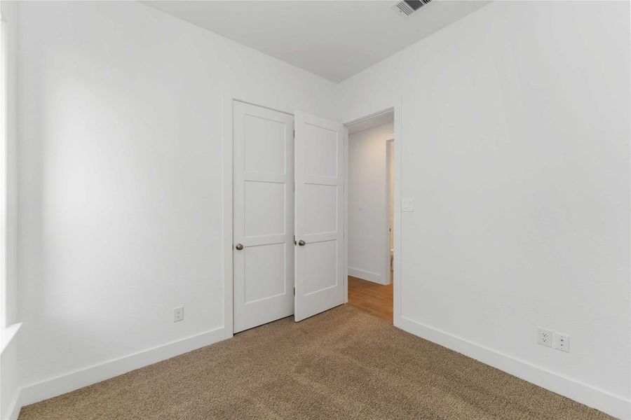 Spacious, unfurnished interior of a new home in Arabella on the Prairie, Richmond (Image 23).