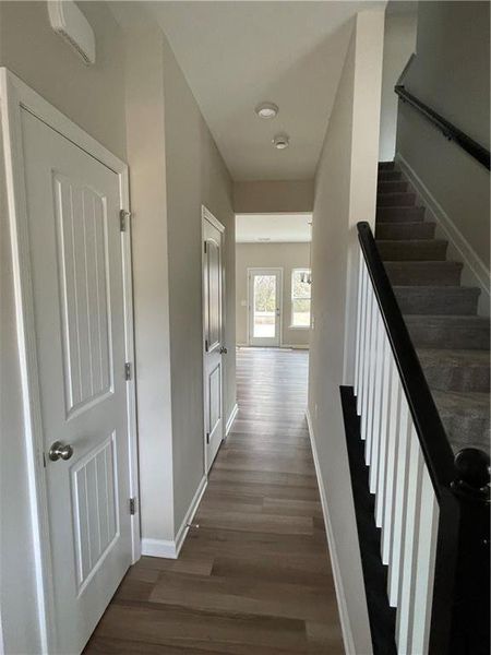 Spacious, unfurnished interior of a new home in Crossvine Estates, Braselton (Image 9).