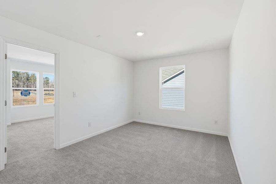 Spacious, unfurnished interior of a new home in Windance Lake, Loganville (Image 19).